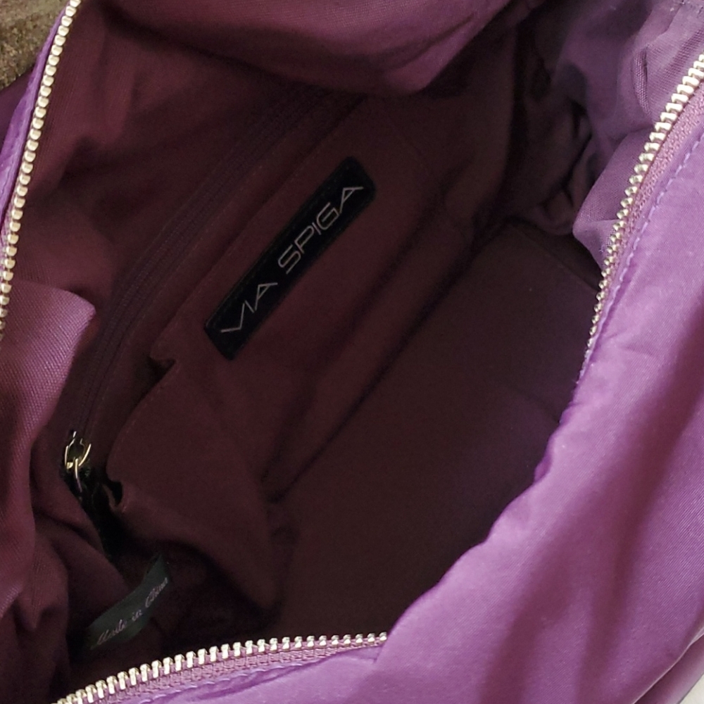 Purse - Picture 2 of 3